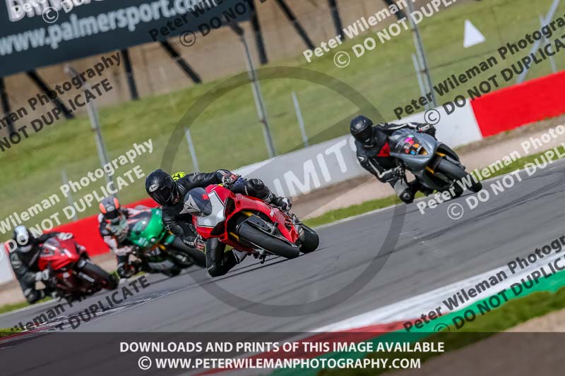 PJ Motorsport Photography;donington no limits trackday;donington park photographs;donington trackday photographs;no limits trackdays;peter wileman photography;trackday digital images;trackday photos